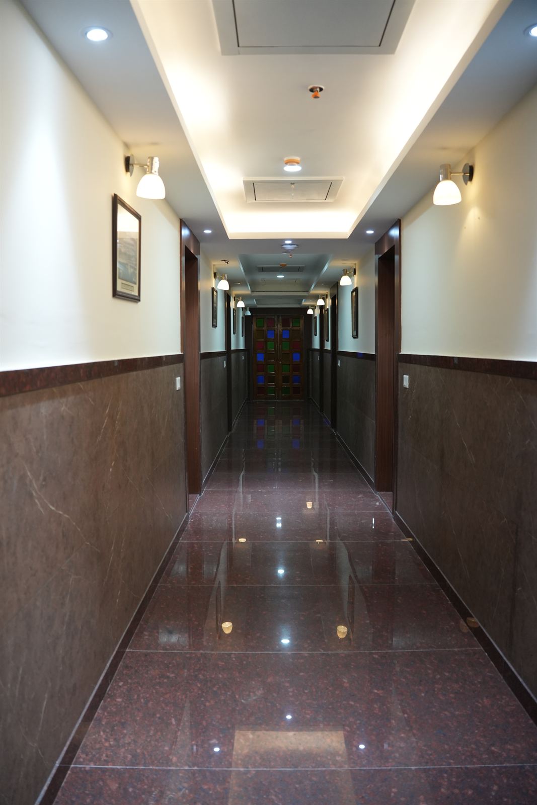Hotel Club Elaaka Architecture & Entrance - Mani Tower