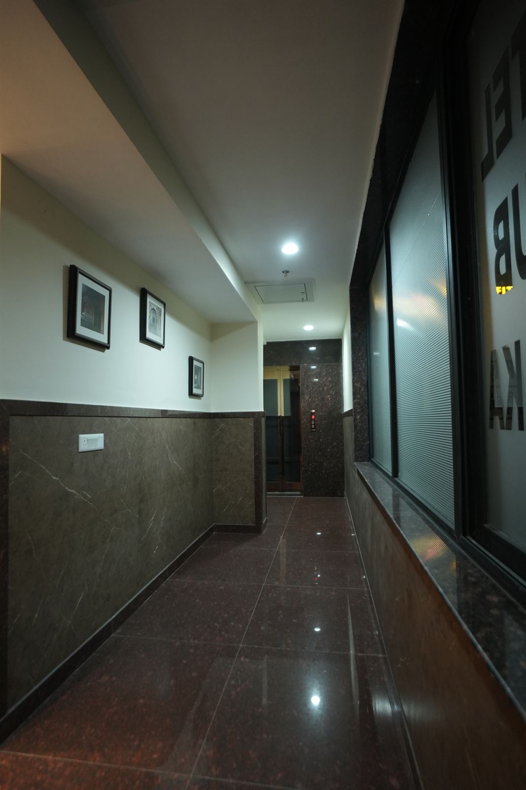 Royal Executive AC Room - View 4